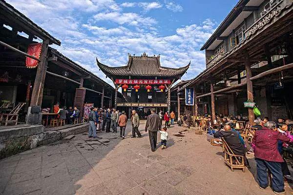 探索天涯问答平台身处外地的能否离婚 法律问题